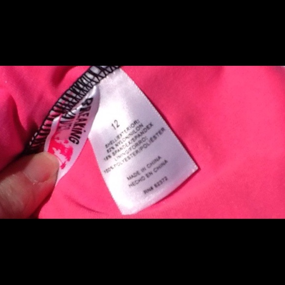 SALE Breaking Waves one-piece swimsuit - Picture 4 of 4